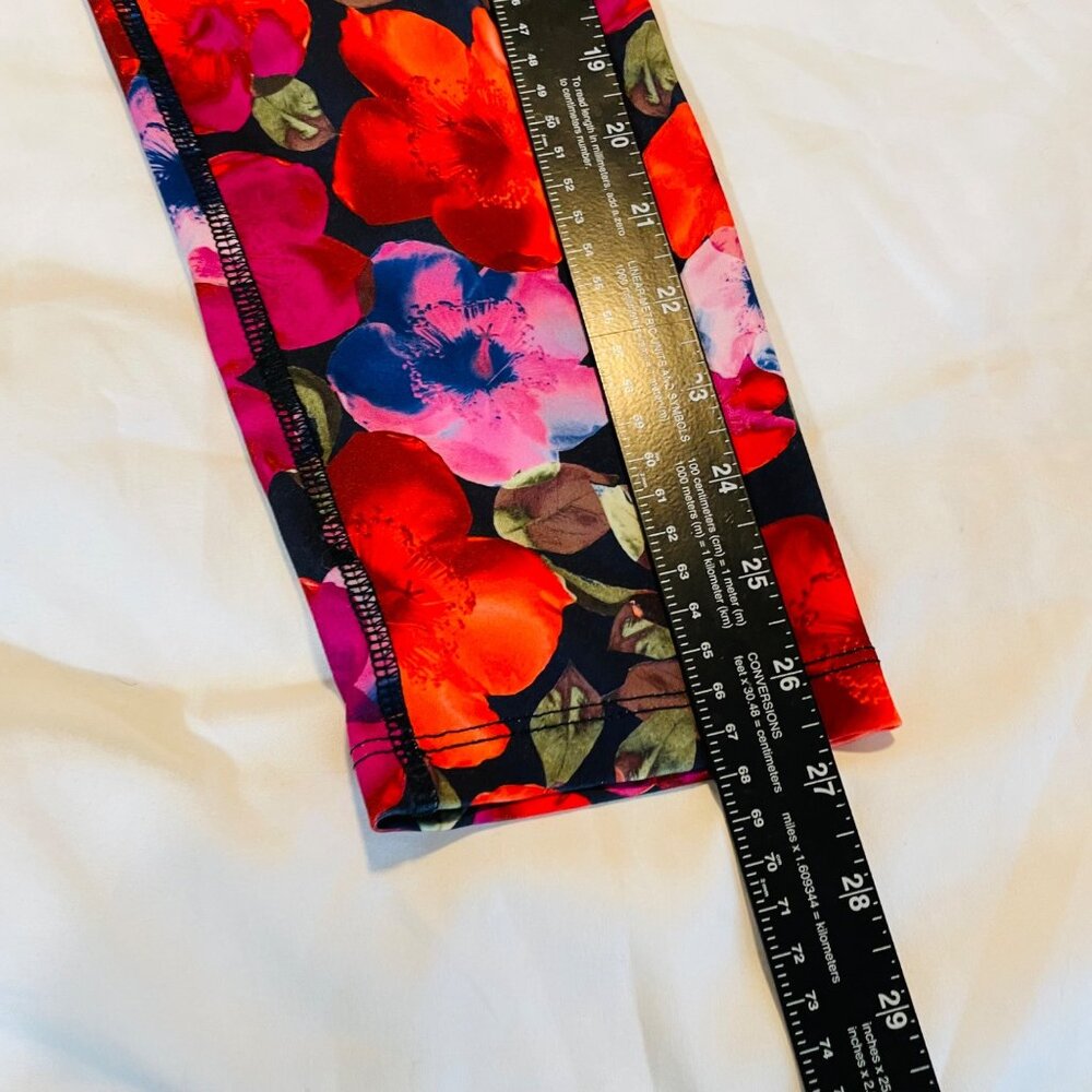 KOS USA Womens Floral Print Leggings Size S Stretch Fitness Capri Leggings - Picture 4 of 7